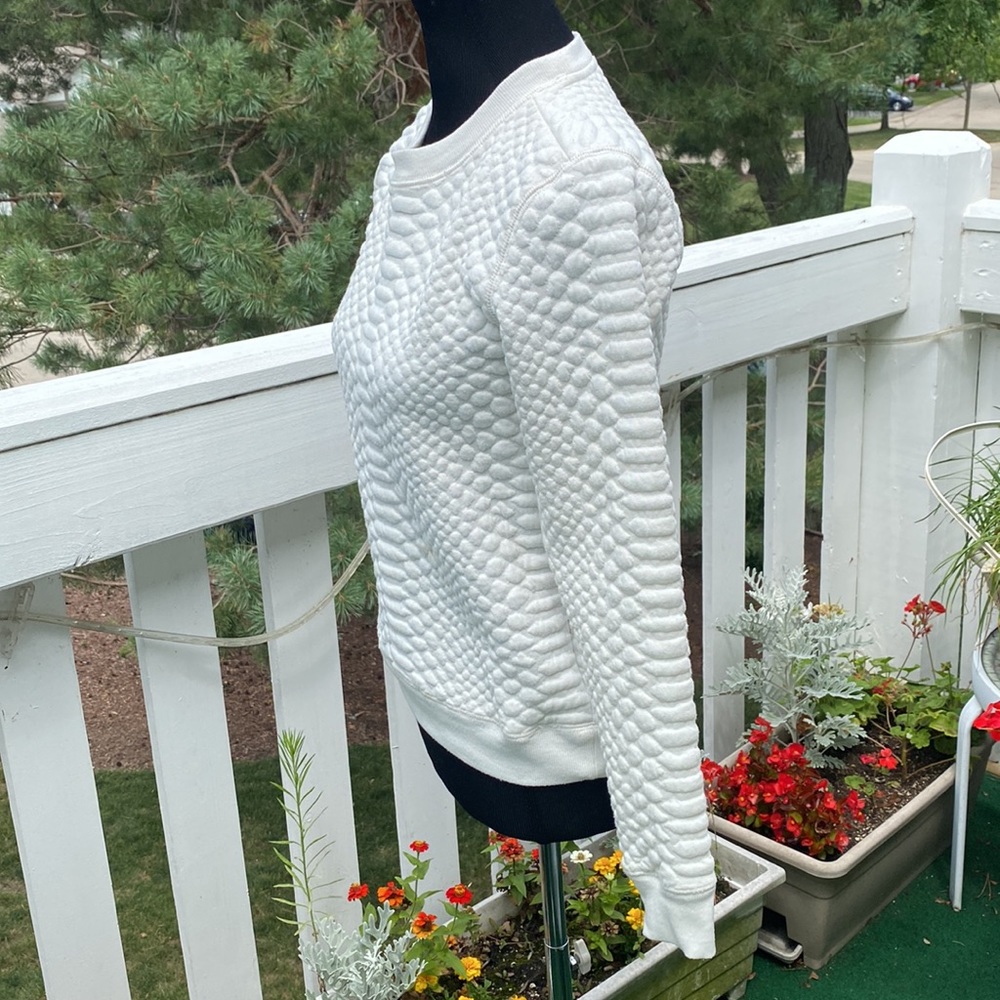 Patterned autumn sweater - Picture 3 of 10